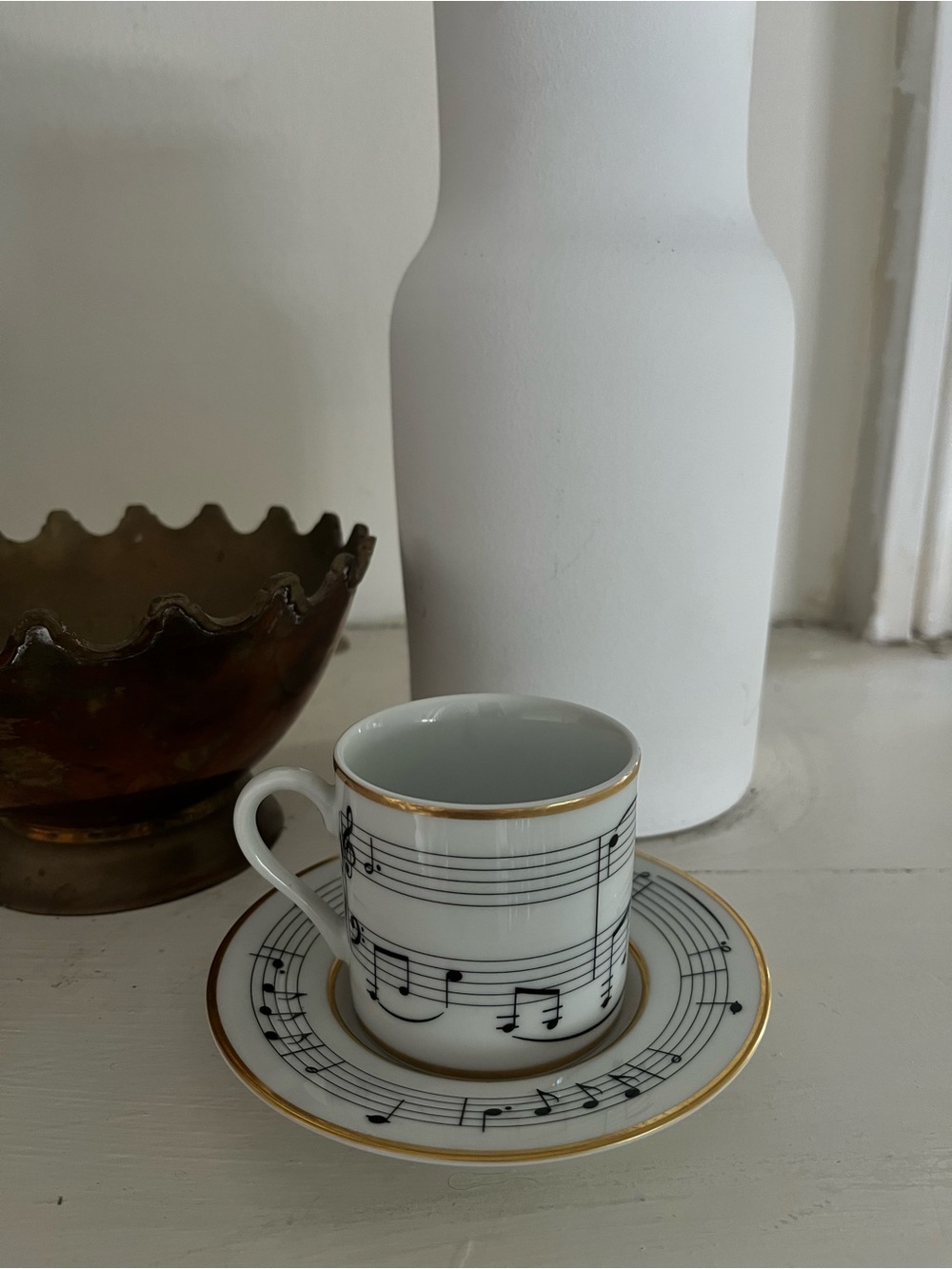Classic Music Note Espresso Cup and Saucer - White with Gold Trim